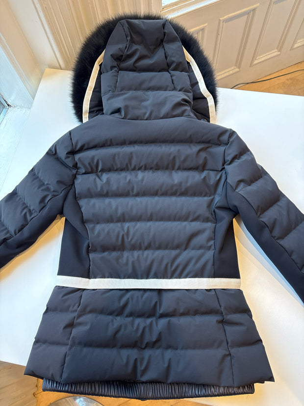 Moncler Size 0 Jackets OUTDOOR (Pre-owned)