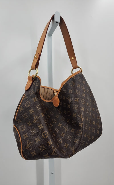 Louis Vuitton Handbags (Pre-owned)