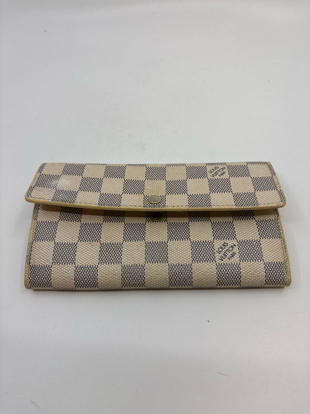 Louis Vuitton Wallets (Pre-owned)