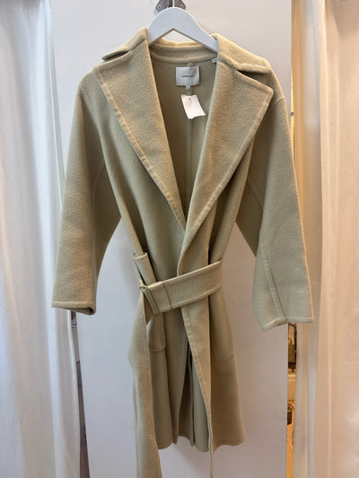 Vince Coats (Pre-owned)