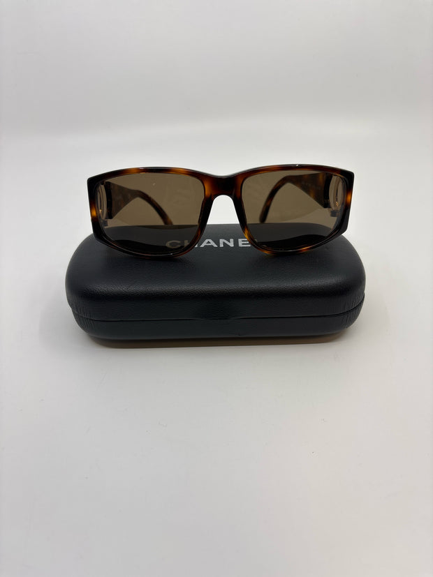 Chanel Sunglasses (Pre-owned)