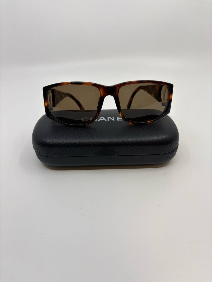 Chanel Sunglasses (Pre-owned)