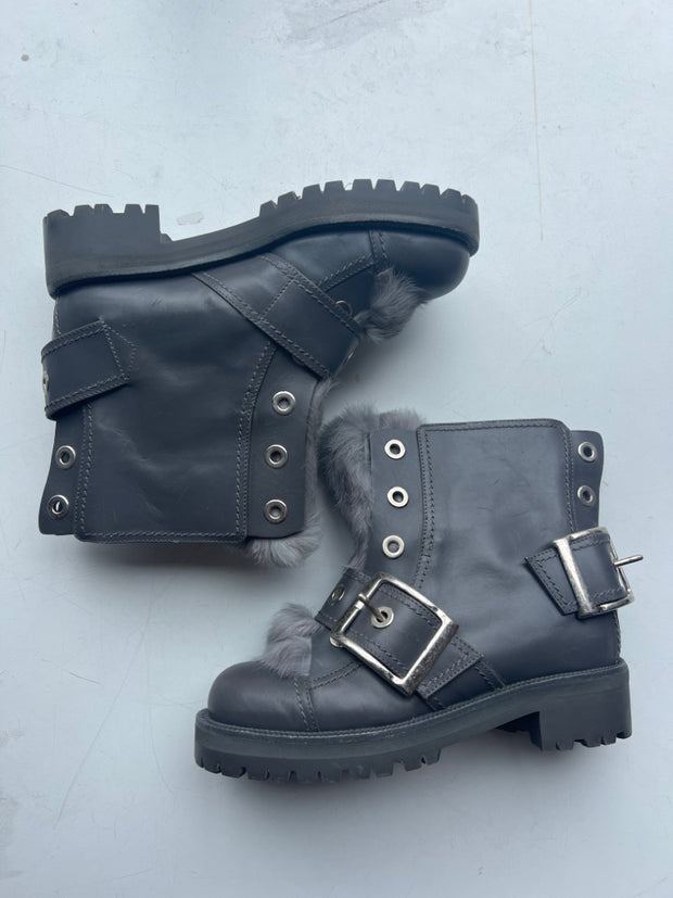 Alexander McQueen Size 36 Boots (Pre-owned)