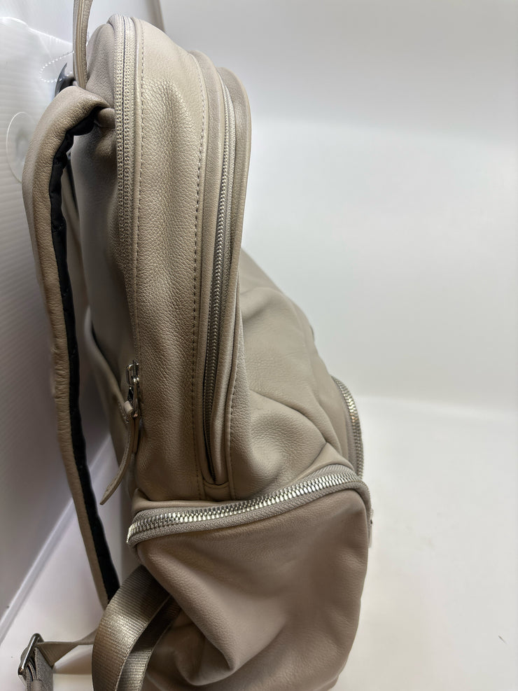 Tumi Backpacks (Pre-owned)
