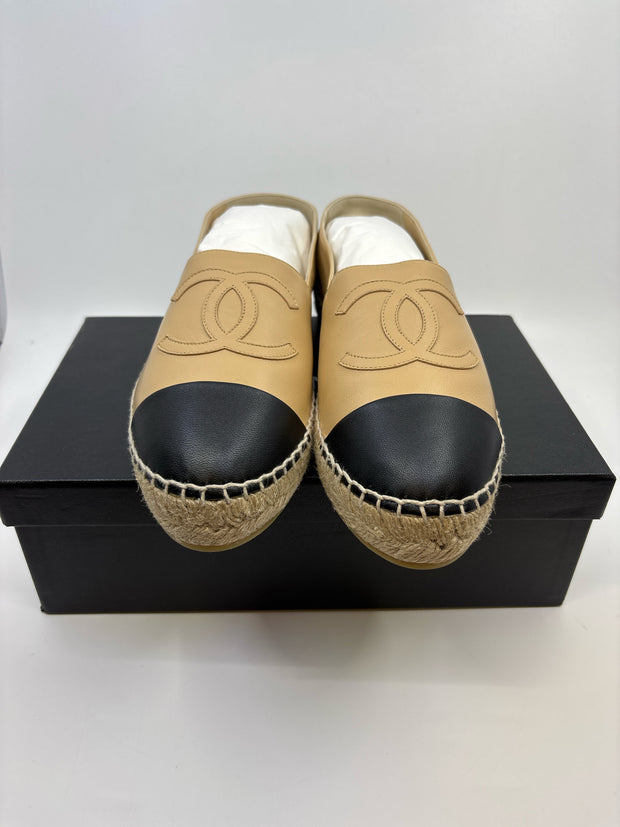Chanel Size 39 Shoes (Pre-owned)