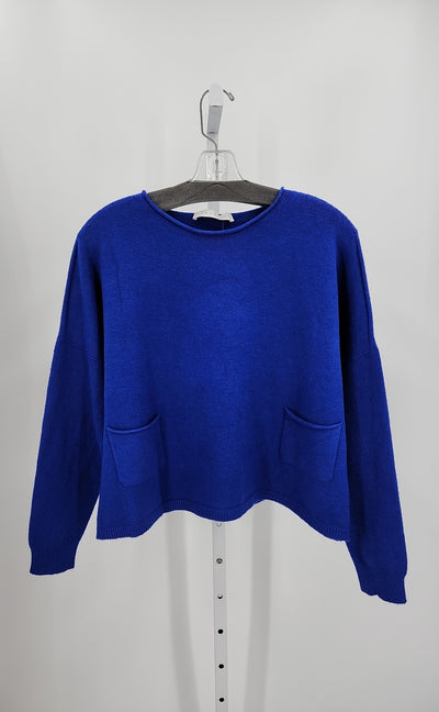 Amazing Sweaters (Pre-owned)
