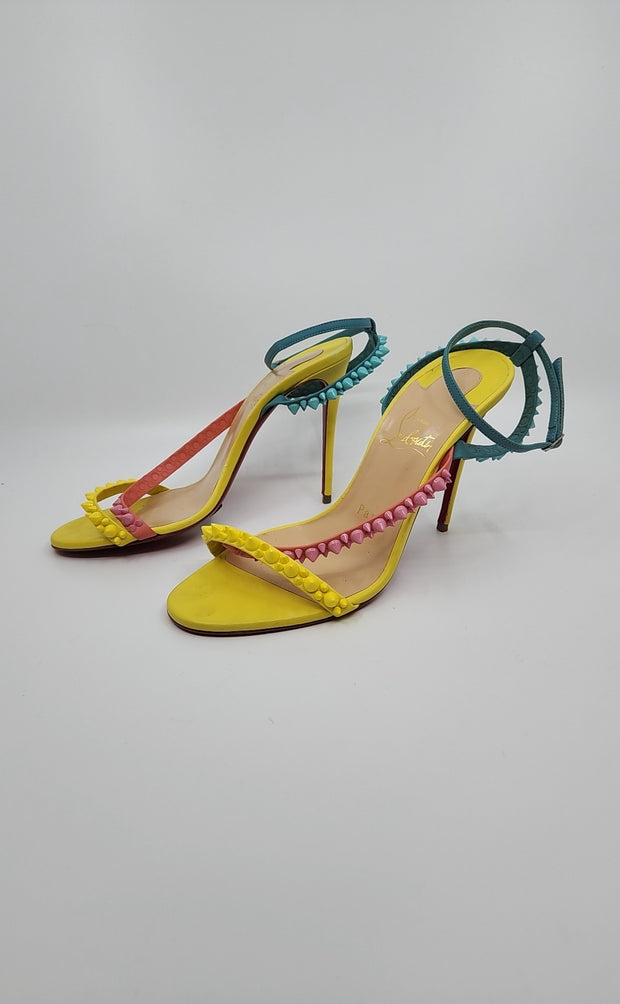 Christian Louboutin Size 37.5 Shoes (Pre-owned)