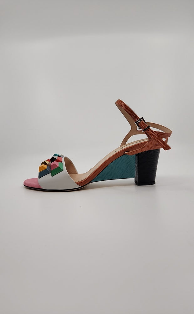 Fendi Size 37.5 Shoes (Pre-owned)